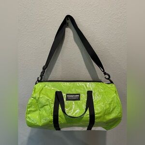 RAREFORM California travel duffle bag / weekend bag / gym bag NWOT